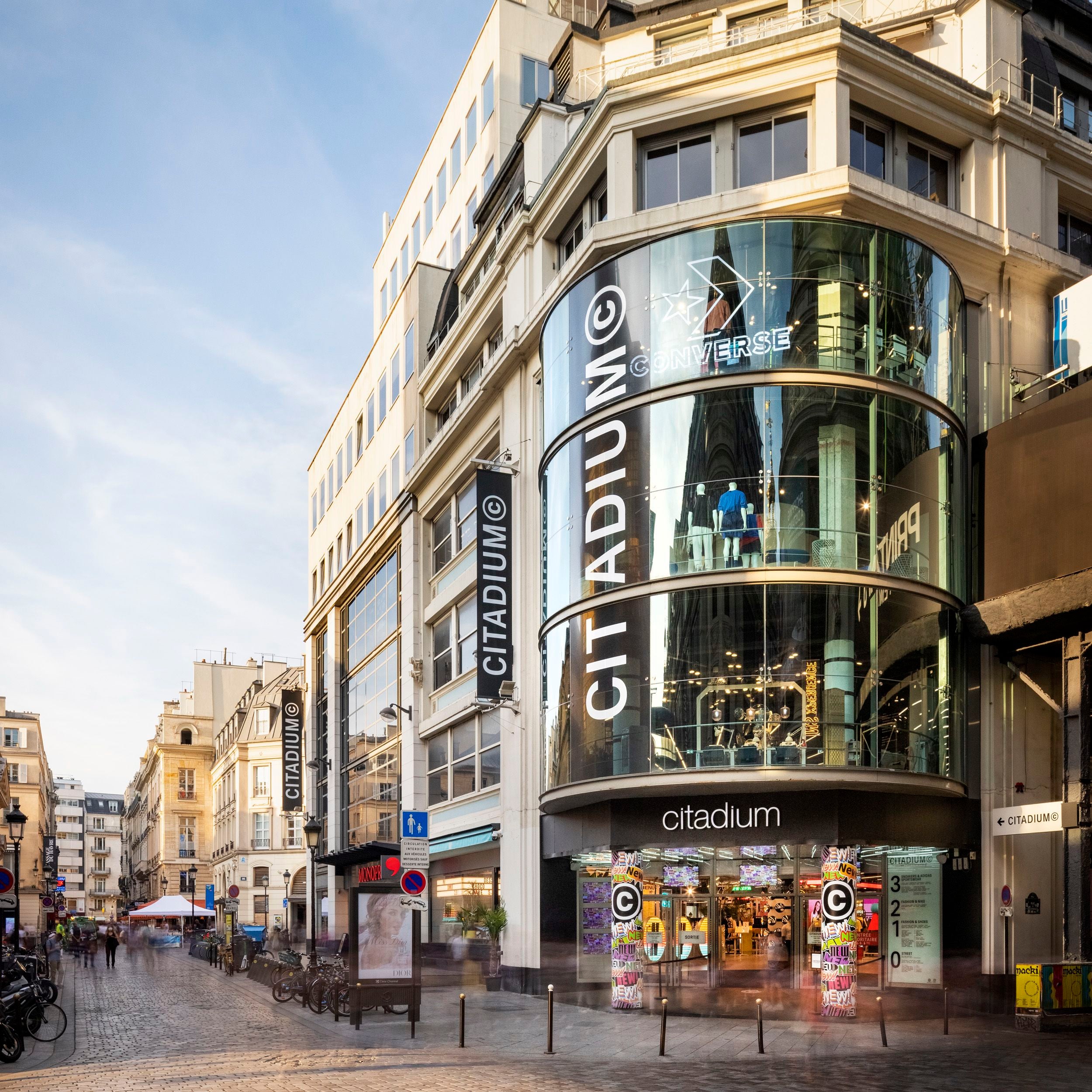 Melissa : une collaboration estivale éco-responsable et tendance chez Citadium